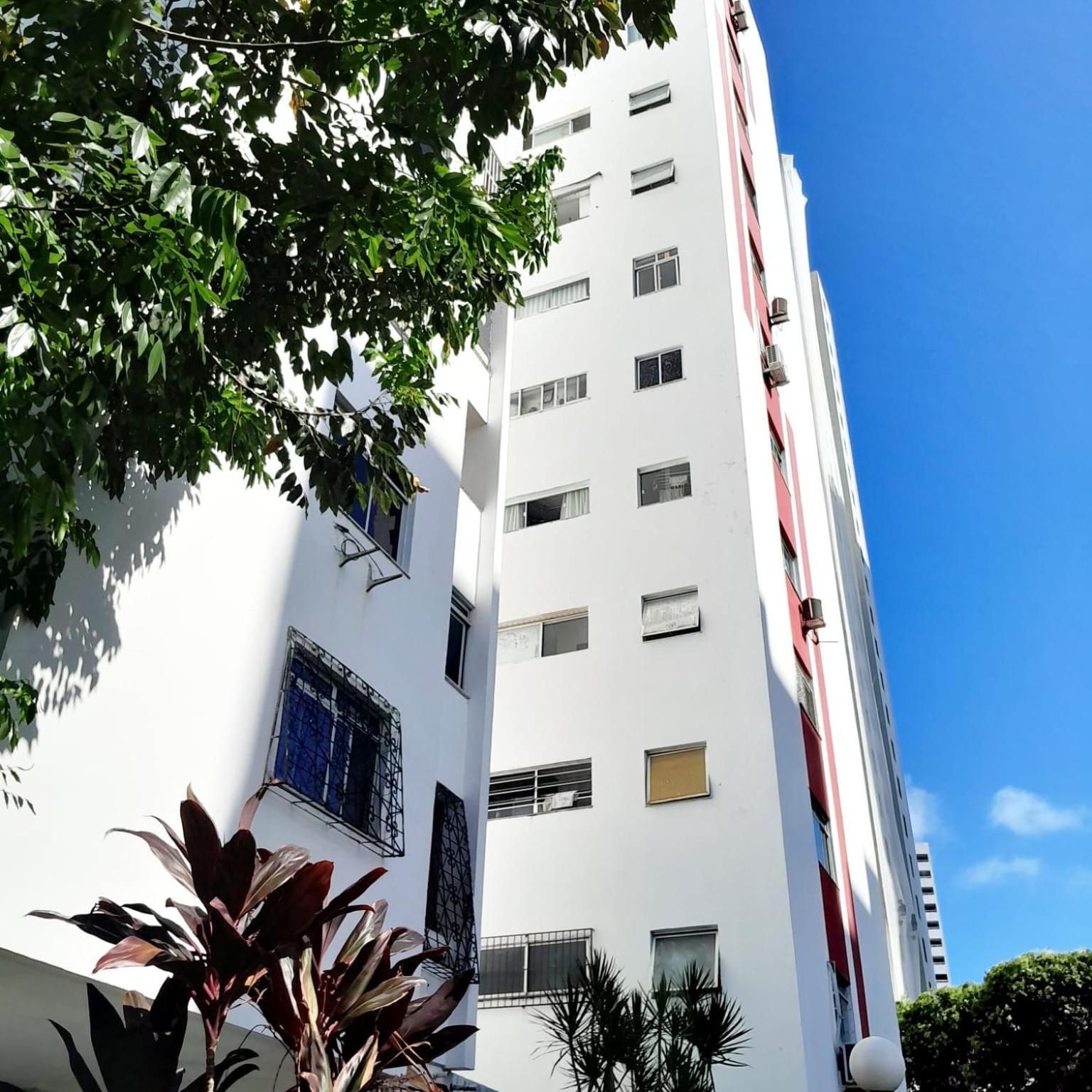 Aconchegante Em Um Dos Melhores Bairros De * Salvador